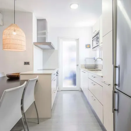Lord Jim Pinewalk Apartment