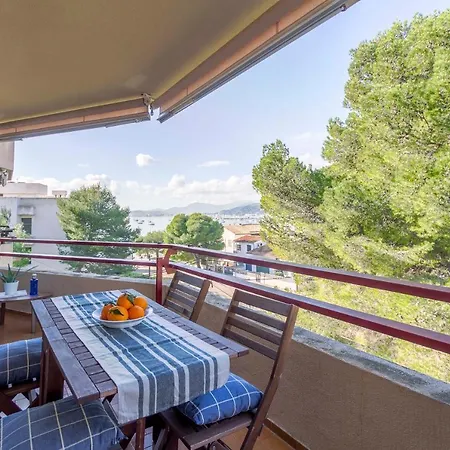 Lord Jim Pinewalk Apartment *