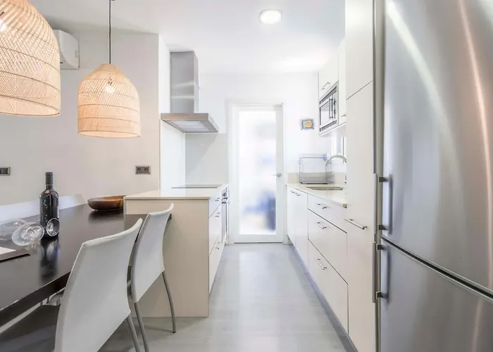 Lord Jim Pinewalk Apartment