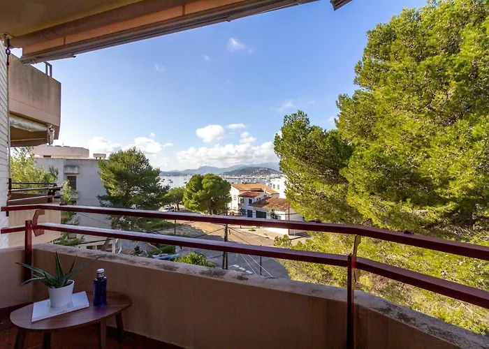 Lord Jim Pinewalk Apartment